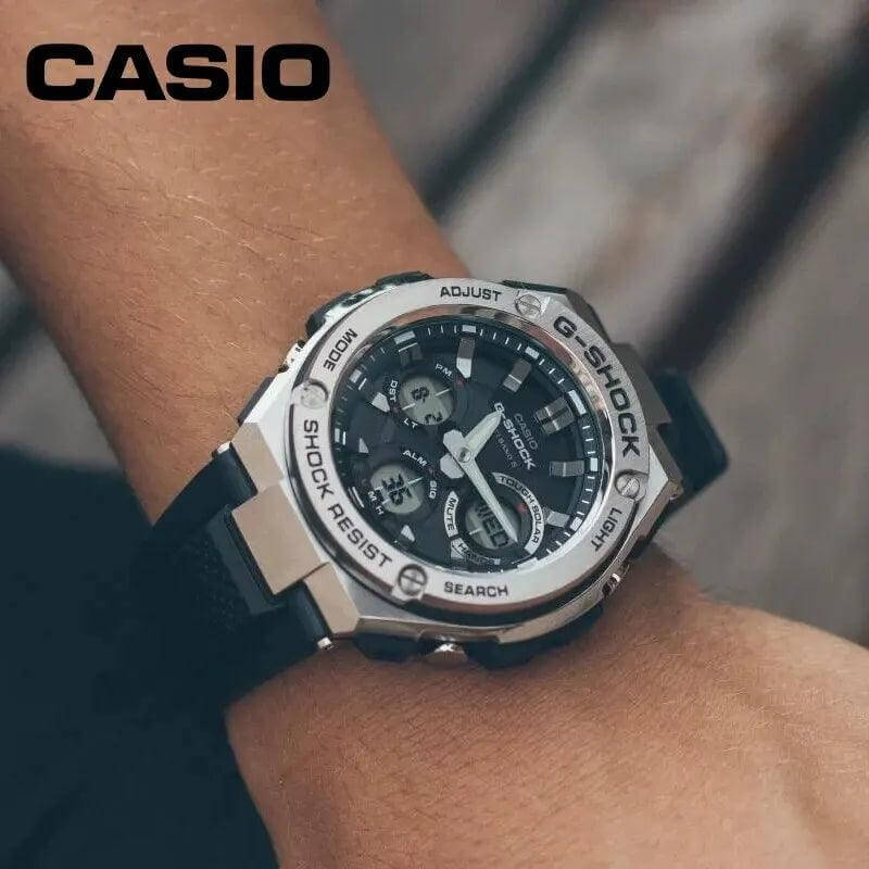 Casio Dual Display Quartz Sport Wristwatch